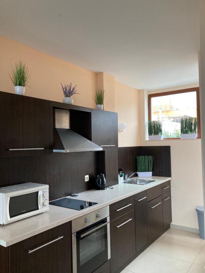 Privat Apartament Golf Coast Kavarna Exterior photo